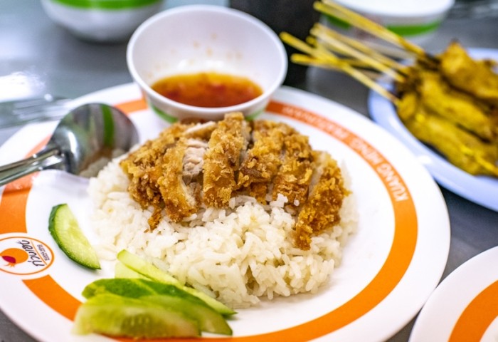 泰式奶茶 (Cha Yen)